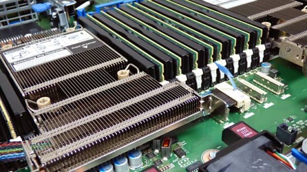 مزایا و معایب HPE DL360 Gen12 و DL380 Gen12