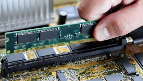نصب اشتباه RAM