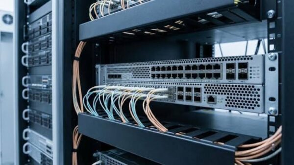 جلوگیری از I/O Bottleneck در سرورهای هوش مصنوعی