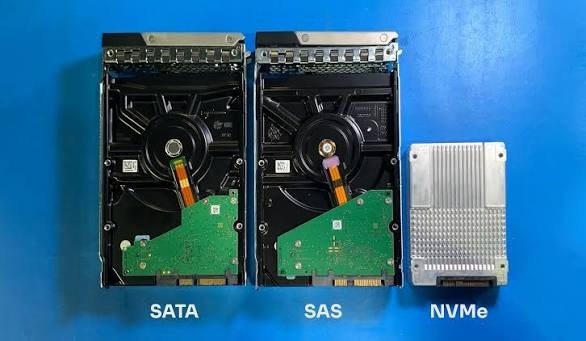 هارد SAS، SATA یا NVMe